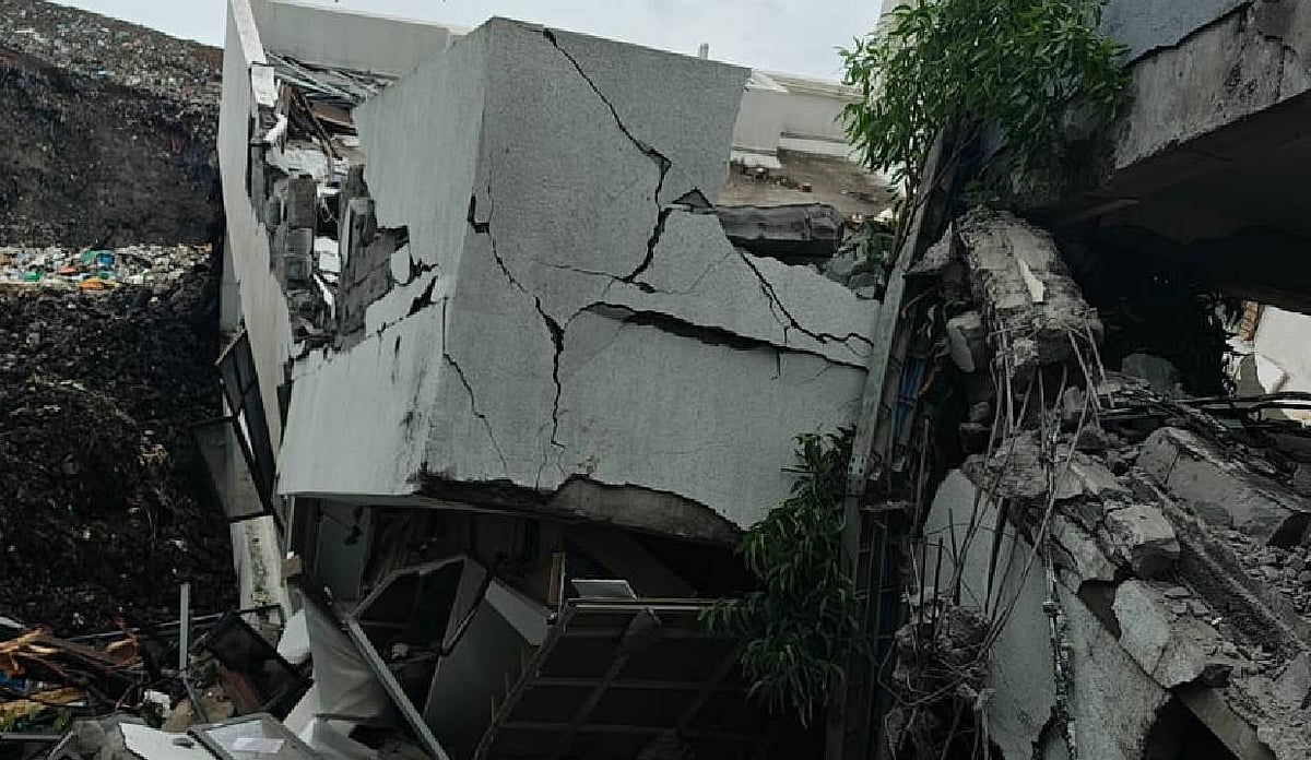 Pune Building Collapse: 16 Feared Trapped After Garbage Mound Crashes ...