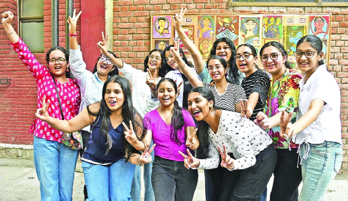 CBSE Class 12 Results 2026: Delhi Regions Outperform National Average ...
