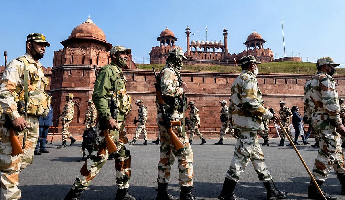 Hoax Bomb Threat at Delhi's Red Fort Triggers Security Alert
