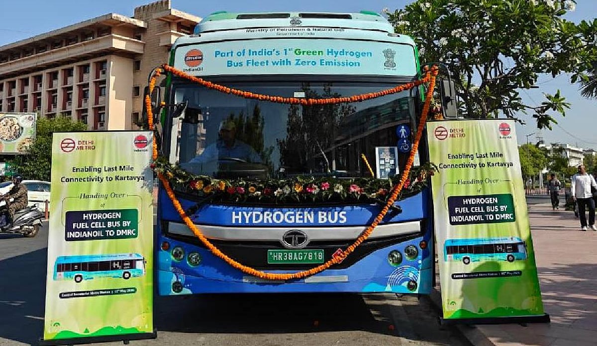Delhi Launches Hydrogen-Powered Shuttle Bus Service In Central Vista