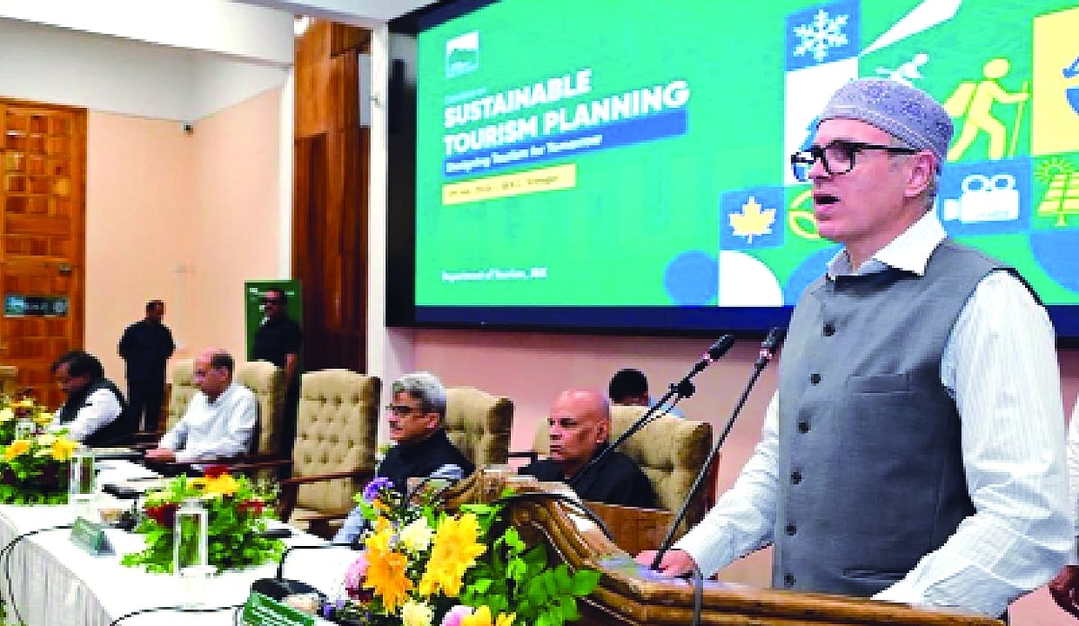 Omar Abdullah Calls for Sustainable Value-Based Tourism Model in Jammu ...