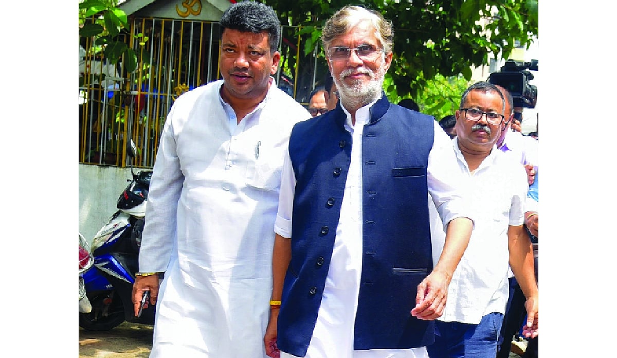 Pawan Khera Appears Before Crime Branch in Assam Case Linked to Riniki ...