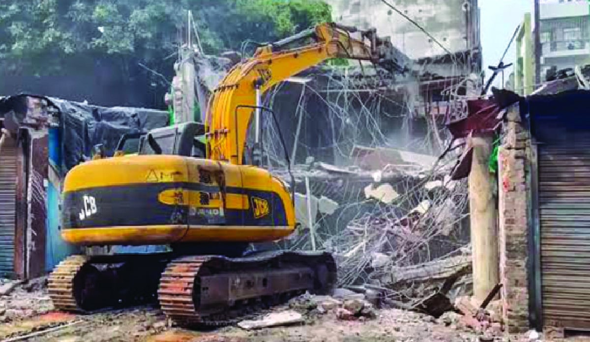 Supreme Court Refers Bulldozer Demolition Contempt Pleas to High Courts ...