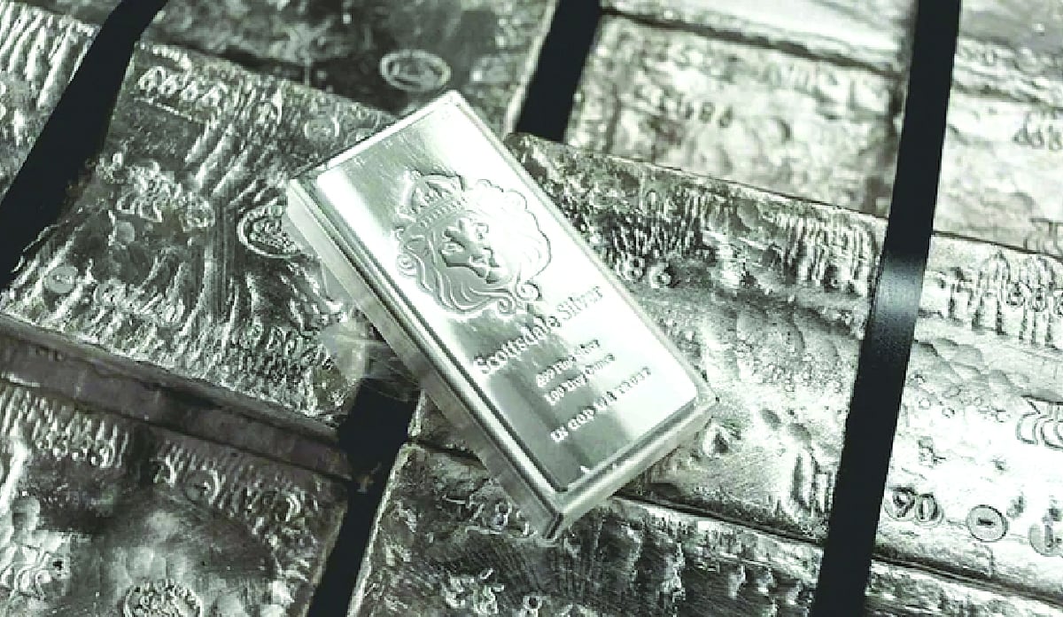 Silver Prices Jump Over 4% to ₹2.54 Lakh/kg on Global Cues & Weak Dollar