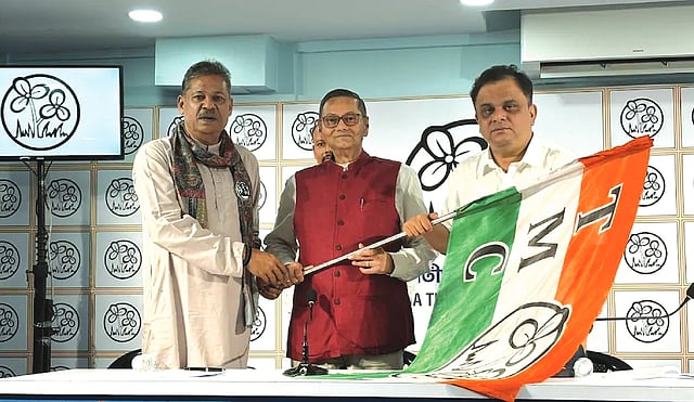 Netaji Subhas Chandra Bose’s Grandnephew Chandra Bose Joins TMC Ahead ...