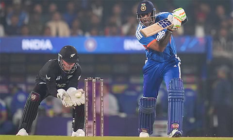 இந்திய அணியின் ஆதிக்கம் தொடருமா? - முதல் வெற்றியை பதிவு செய்யும் முனைப்பில் நியூசிலாந்து 