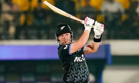 
4-வது டி20 : இந்திய அணிக்கு 216 ரன்கள் இலக்கு நிர்ணயித்த நியூசிலாந்து 