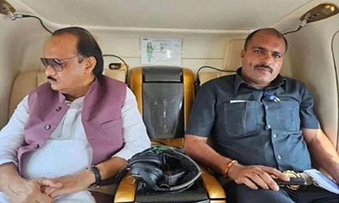 விமான விபத்துக்கு முன்... பாதுகாப்பு அதிகாரியுடன் அஜித் பவார் அமர்ந்து இருக்கும் அரிய புகைப்படம் வெளியீடு
