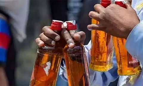 தமிழகம் முழுவதும் உள்ள டாஸ்மாக் கடைகளுக்கு நாளை விடுமுறை 