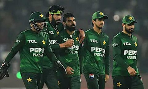 2வது டி20: ஆஸ்திரேலியாவை வீழ்த்தி தொடரை வென்ற பாகிஸ்தான் 
