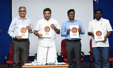 நூல் வெளியிட்டு சிறப்பு இணையப் பக்கத்தை தொடங்கி வைத்தார் அமைச்சர் பழனிவேல் தியாக ராஜன் 