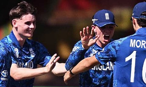 யு19 உலகக் கோப்பை: ஆஸ்திரேலியாவை வீழ்த்தி இறுதிப் போட்டிக்கு முன்னேறிய இங்கிலாந்து