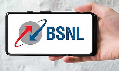 பி.எஸ்.என்.எல் நிறுவனத்தில் வேலை: என்ஜினீயரிங் முடித்தவர்கள் விண்ணப்பிக்கலாம்