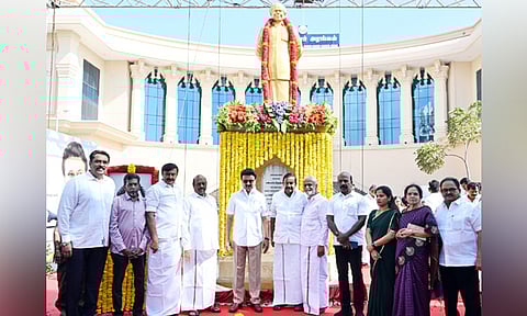 ரூ.50 லட்சம் செலவில் புதுப்பிக்கப்பட்ட கலைவாணர் என்.எஸ்.கிருஷ்ணன் உருவச்சிலை: மு.க.ஸ்டாலின் திறந்து வைத்தார்