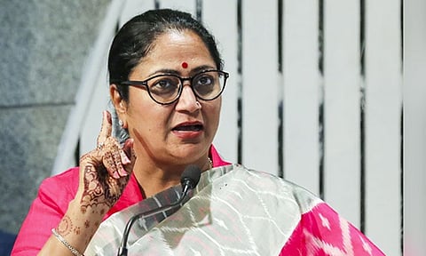 
வளர்ச்சி அடைந்த டெல்லிக்கான பயணத்தில் அனைத்து மக்களையும் ஈடுபடுத்துவோம்:  முதல்-மந்திரி
