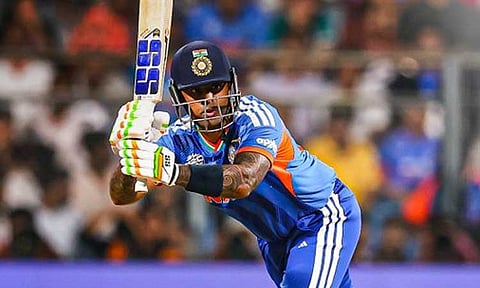 
டி20 உலகக் கோப்பை: தனி ஆளாக போராடிய சூர்யகுமார் யாதவ்...இந்தியா 161  ரன்கள் சேர்ப்பு 
