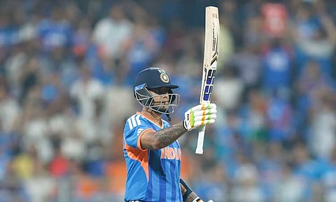 
விராட் கோலி சாதனையை முறியடித்த சூர்யகுமார் யாதவ்