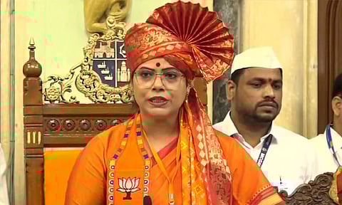 மும்பை மாநகராட்சி மேயராக ரிது தாவ்டே போட்டியின்றி தேர்வு
