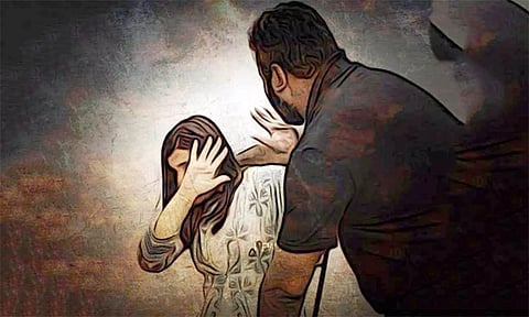 கனடா நாட்டு பெண்ணுக்கு பாலியல் தொல்லை: மசாஜ் மைய ஊழியர் கைது