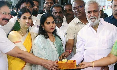 ரூ.15.88 கோடியில் பல்வேறு நலத்திட்ட பணிகளை அடிக்கல் நாட்டி தொடங்கி வைத்தார் அமைச்சர் சேகர்பாபு 