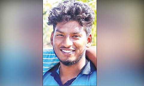 திண்டுக்கல்: ஜல்லிக்கட்டில் காளை முட்டி மாடுபிடி வீரர் பலி