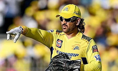 
மான நஷ்ட வழக்கு: தோனி  ரூ.10 லட்சம் செலுத்த சென்னை ஐகோர்ட்டு உத்தரவு