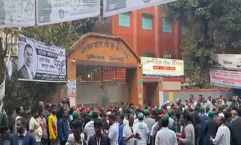 வங்காளதேச நாடாளுமன்ற தேர்தல்; மதியம் வரை 32.88 சதவீத வாக்குகள் பதிவு