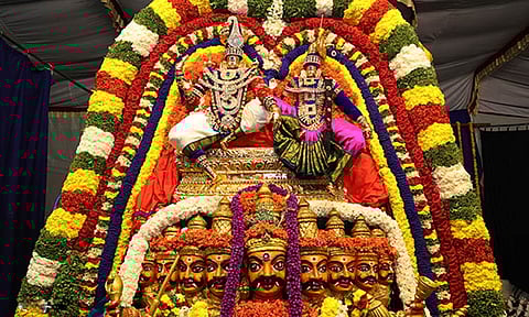 ராவணாசுர வாகனத்தில் உற்சவமூர்த்திகள் வீதிஉலா