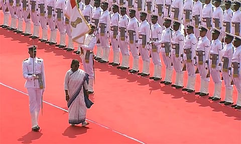 ‘கடல்சார் நலன்களை பாதுகாப்பதில் இந்திய கடற்படை முக்கிய பங்காற்றுகிறது’ - ஜனாதிபதி திரவுபதி முர்மு 