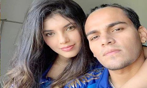 பல பாடங்களைக் கற்றுக்கொண்டேன்..மனைவியை விட்டு பிரிவதாக அறிவித்தார் சிஎஸ்கே வீரர்