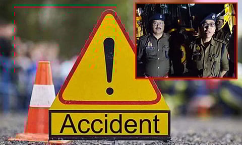 
உ.பி.:  குடும்பத்துடன் சென்ற கார் குளத்தில் பாய்ந்தது; 4 பேர் பலி

