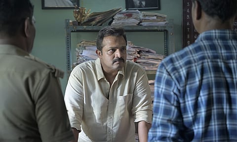 "செகண்ட் கேஸ் ஆப் சீதாராம்" - சினிமா விமர்சனம்