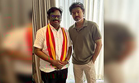 முன்னாள் சபாநாயகர் தனபாலின் மகன் த.வெ.க.வில் இணைந்தார் 