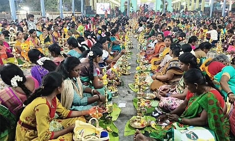 திருவிளக்கு பூஜை