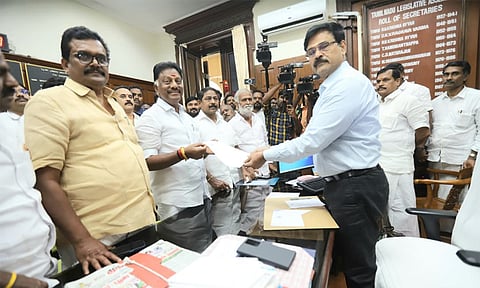 எம்.எல்.ஏ பதவியை ராஜினாமா செய்தார் ஓ.பன்னீர்செல்வம்