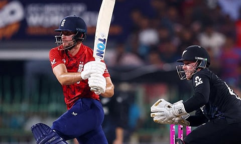 நியூசிலாந்தை வீழ்த்தி இங்கிலாந்து வெற்றி: அரையிறுதி சுற்றுக்கு செல்லுமா பாகிஸ்தான்..?