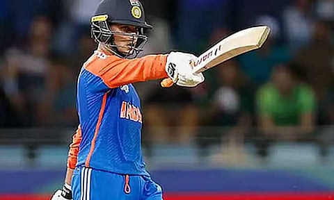 அபிஷேக் சர்மாவுக்கு கவாஸ்கர் பாராட்டு 