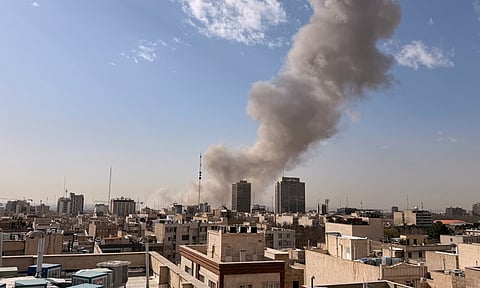 ஈரான் மீது இஸ்ரேல், அமெரிக்கா திடீர் தாக்குதல்; காரணம் என்ன?

