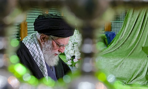 அமெரிக்க தாக்குதலில் காமேனி உயிரிழப்பு.. ஈரானில் அடுத்து என்ன நடக்கும்?