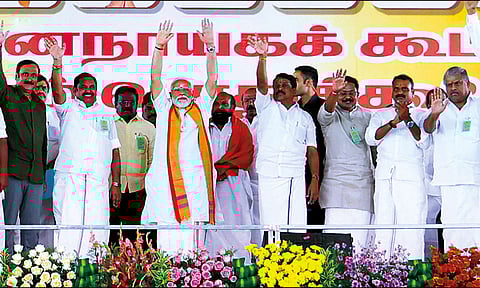 எடப்பாடி பழனிசாமியுடன் தொகுதி பங்கீடு பேச்சு: மேற்கு, தென்மாவட்டங்களை குறிவைக்கும் பாஜக