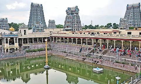 சந்திர கிரகணத்தையொட்டி இன்று கோவில்களில் நடைஅடைப்பு