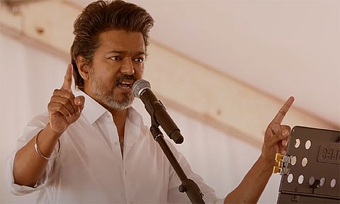 உலக நாடுகளுடன் போட்டி போடும் ஓர் ஆட்சியில் பொதுமக்களின் உயிருக்கு உத்தரவாதம் எங்கே..? - விஜய் கேள்வி