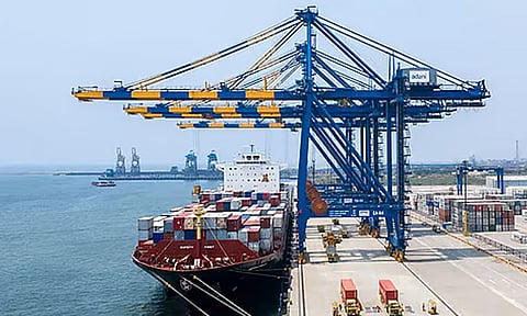 சென்னை எண்ணூர் துறைமுகத்தில் வேலை: பட்டப்படிப்பு முடித்தவர்கள் விண்ணப்பிக்கலாம்