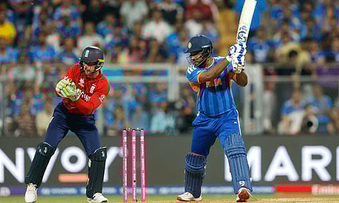 அரையிறுதி போட்டி: சாம்சன் அரைசதம்... 11 ஓவர்களில் இந்திய அணி 130-2
