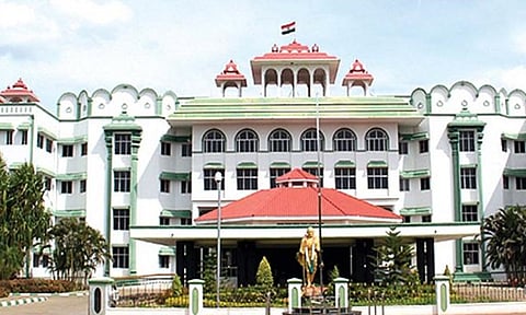 கோவில் நில விவரங்களை இணையதளத்தில் வெளியிட ஐகோர்ட்டு மதுரை கிளை உத்தரவு