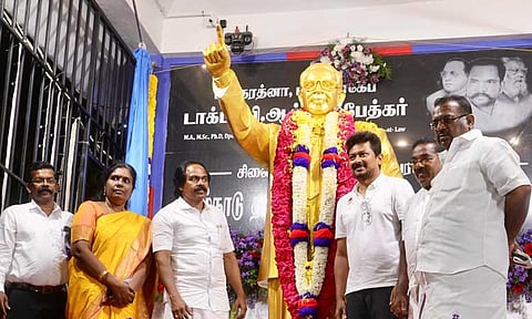 இந்திய அரசியலமைப்புச் சட்டத்தைக் காப்போம்: உதயநிதி ஸ்டாலின்