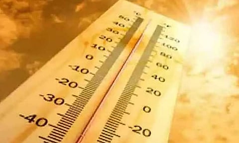 தமிழ்நாட்டில் 3 மாவட்டங்களில் வெயில் சதம்