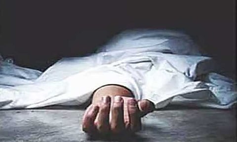 சாய ஆலை தொட்டியை சுத்தம் செய்தபோது 3 தொழிலாளர்கள் பலி