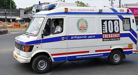 தமிழகத்தில் 108 ஆம்புலன்ஸ் புக் செய்ய புதிய வழி… வாட்ஸ்அப் மூலம் சேவை