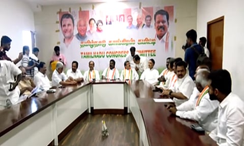 சட்டமன்ற தேர்தல் பணிகள்: தமிழக நிர்வாகிகளுடன் காங்கிரஸ் மேலிட பார்வையாளர் முகுல் வாஸ்னிக் ஆலோசனை